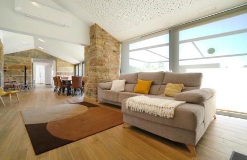 Ribadumia Villa | Lujosa villa con piscina