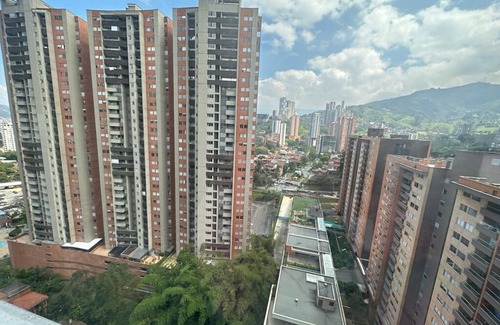 Sabaneta Apartment | Lujoso Apartamento Tranquilo y Hermoso