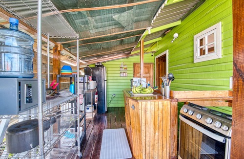 Bocas del Toro Bed & Breakfast | Lula's Bed & Breakfast