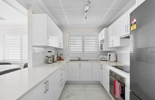 Narrabeen Apartment | Lume on the Shore A Stylish Oceanfront Getaway