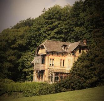 Flobecq Villa | Lumen7