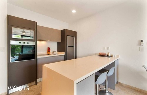 Luis Donaldo Colosio Condo | Luminous 1 Br. Steps away from the Beach