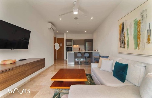Luis Donaldo Colosio Condo | Luminous 1 Br. Steps away from the Beach