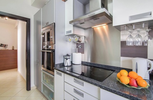 Montechoro Apartment | Luminous Apartment Oura Nascente close to the Sea with Balcony & Wi-Fi