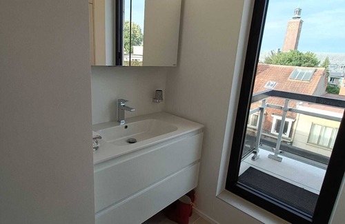 Sint-Pieters-Woluwe Apartment | Luminous Penthouse in the elegant district of Brussels, very design 70 m2 terrace