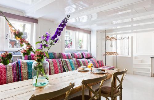 De Weteringschans Bed & Breakfast | Luna's Hideaway