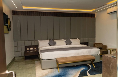 Enugu Hotel | Lunar Signature Hotel & Suites