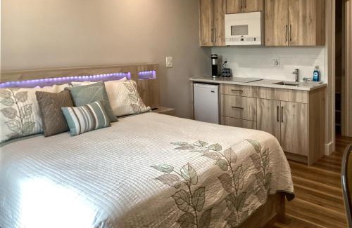 Lunenburg Waterfront Hotel | Lunenburg Arms Hotel