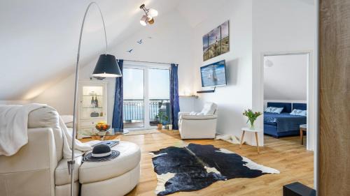 Olpenitz Apartment | Lungomare Oro, Penthouse am Yachthafen, Traum Meerblick, Hunde erwünscht