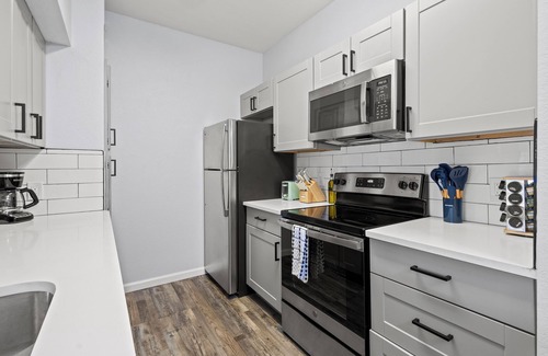Dallas Apartment | Lux 1BR | Pool, BBQ | Near Medical District & Nightlife | Gated Community