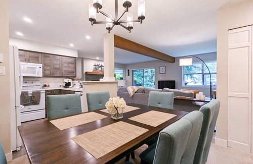 Blackcomb Apartment | Lux 2 Bdrm Ski-In/out, safe bike storage