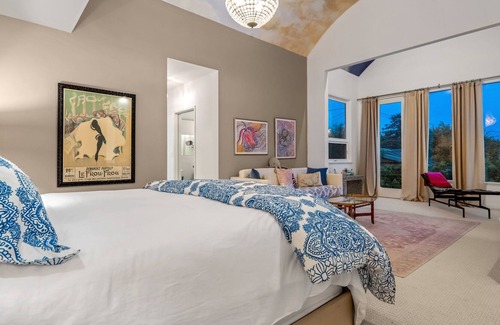 Mar Vista House | Lux 4Bdrm Romantic Wst LA Zen Home w Pool & Lounge