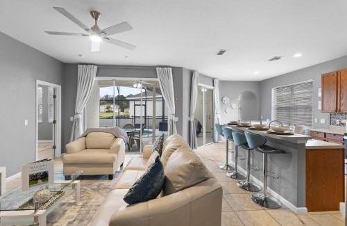 Trafalgar Village House | Lux 4BrVilla Hot Tub Grill Private Heated Pool