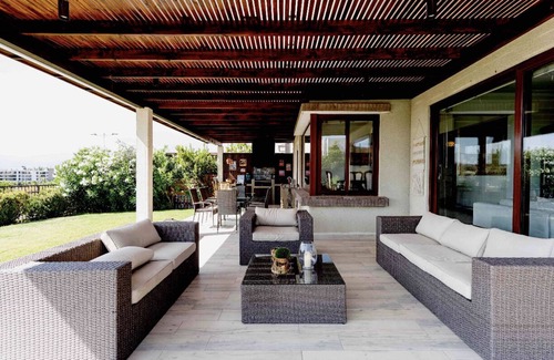 Las Condes House | Lux Big House &Garden Las Condes peace in the city