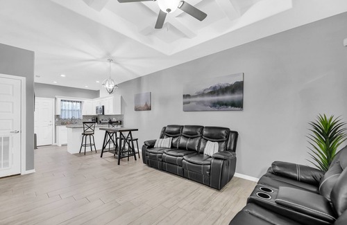 Weslaco Condo | Lux Condo in charming Weslaco with WiFi. Unit 3 K/Q