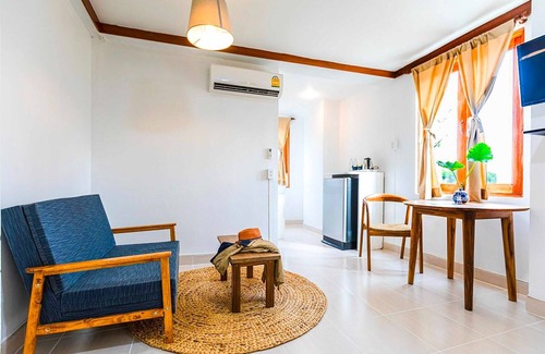Bang Kho Laem House | Lux Deluxe Escape | Elegant Vibes at Howard Stay