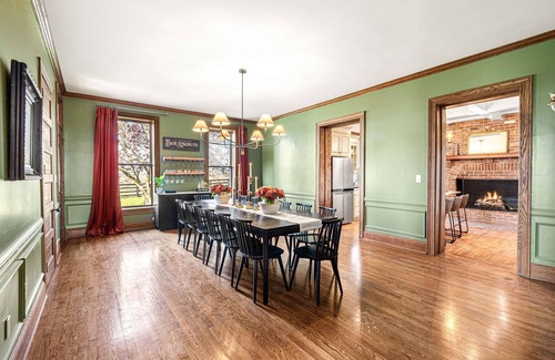 Lawrenceburg House | Lux Estate-Poker Room-Hot Tub-near Bourbon Trail