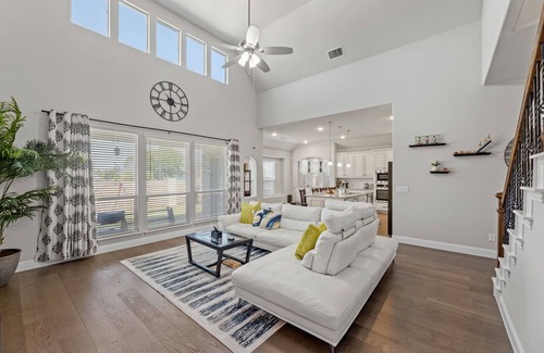 Wylie House | Lux New 5 BR - 135" Theater - Game Rm - Sleeps 14