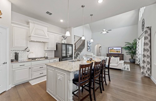 Wylie House | Lux New 5 BR - 135" Theater - Game Rm - Sleeps 14