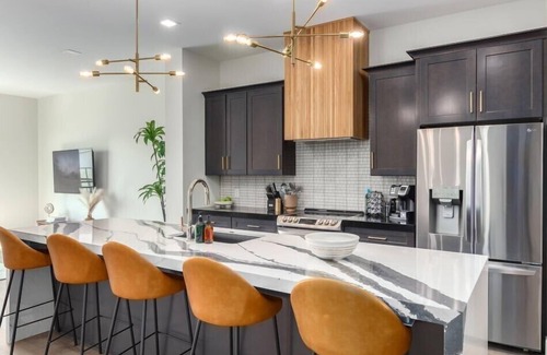 South Scottsdale Condo | LUX Penthouse in Old Town Scottsdale: Mtn Views!