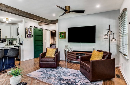 Piedmont Heights House | LUX Piedmont Park Oasis 4 Bed, 2 Bath | Hot Tub | Covered Patio | Outdoor TV