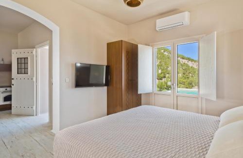 Aperio Villa | Lux View Suites