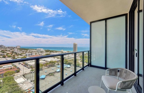 North Beach Condo | Luxe 1BR - Private Beach Club, Pool & Gym