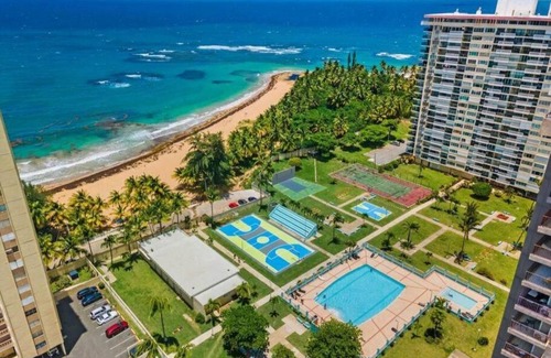 Vilomar Apartment | Luxe 2 Bd Penthouse w Oceanview on BeachLuquillo