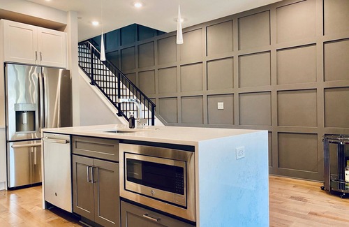 Northeast Condo | Luxe 3BDR Penthouse Rooftop TV+Capitol+Monument Views+Parking Free Cancellation
