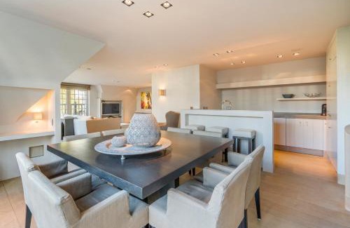 Het Zoute Apartment | Luxe duplex villa8p in cottagestijl met wellness