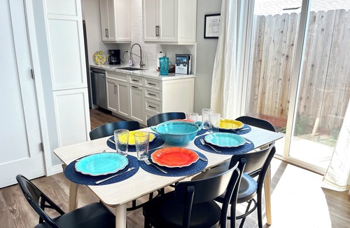 Santa Maria House | Luxe Hideaway: Private Patio, BBQ, Wineries, 20 min to Beaches, King bed