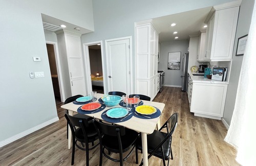 Santa Maria House | Luxe Hideaway: Private Patio, BBQ, Wineries, 20 min to Beaches, King bed