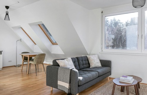 Hietzing Apartment | Luxe Hietzing 1BR w/ Elevator, near Embassies & Roter Berg, by Blueground