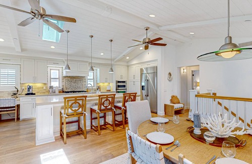 Monarch Beach House | Luxe home on golf course near beach access with hot tub, ocean views, fireplace