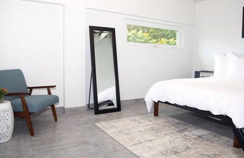 Frederiksted Southeast Apartment | Luxe Island Modern 1/BR Loft DT C'sted w/Cafe and E-space and Beer Garden