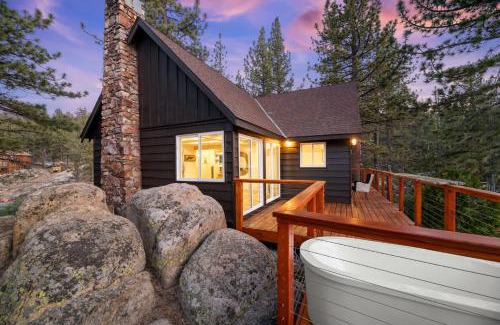 Boulder Bay House | Luxe Lakefront with Hot Tub, Fire Pit, Game Room, Boat Dock