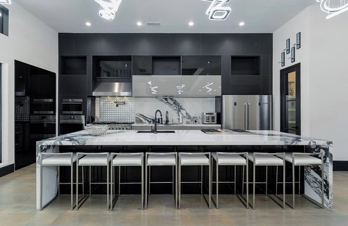 Atlanta House | LUXE Living/10,000+sqft/Mins to DT Atlanta!