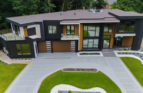 Atlanta House | LUXE Living/10,000+sqft/Mins to DT Atlanta!
