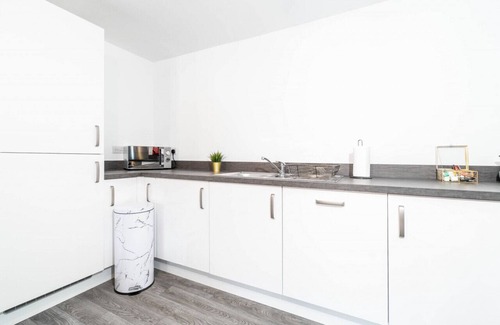 Selly Oak Apartment | Luxe One Bed Apartment - Selly Oak - Parking