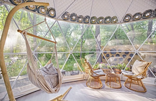 Leesburg Cabin | Luxe & Picturesque Dome Haven ~ Hot Tub ~ Glamping
