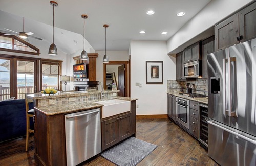 Peak 8 Condo | Luxe Resort Penthouse on Peak 8 w/Air Conditioning
