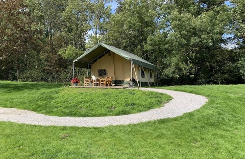 Hensbroek Cottage | Luxe Safaritent, Midden in de Natuur