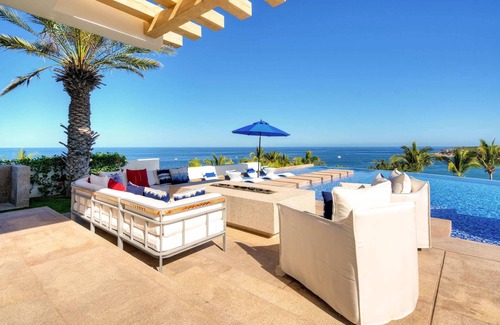 San Jose del Cabo Villa | Luxe Seaside Palmilla Estate | Private Staff+ Pool