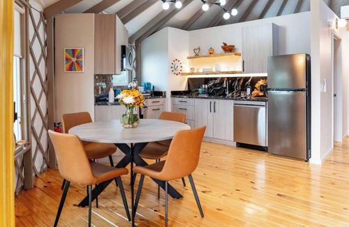 Dripping Springs Cottage | Luxe Yurt Experience Pet Friendly Dripping Springs