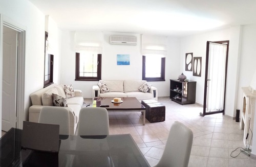 Gundogan Villa | Luxerry Villa with Beautiful se weiw and Red sun down