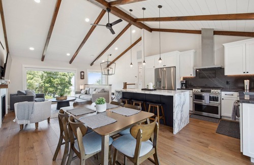 San Bruno House | LuxoStays Bright & Cozy 4BR Home 5 Beds 2 Baths Serene Escape