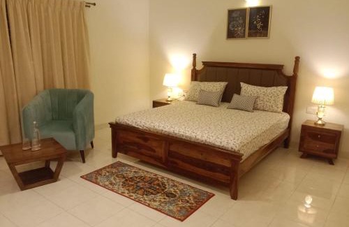 Koramangala Bed & Breakfast | Luxre Homes - Villa in Koramangala