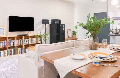 Petaling Jaya Condo | Luxstay Atria Sofo Suites Apartments