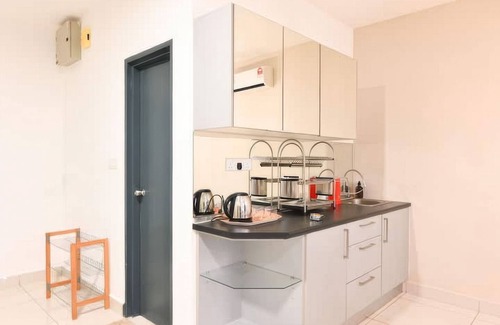 Petaling Jaya Condo | Luxstay Atria Sofo Suites Apartments