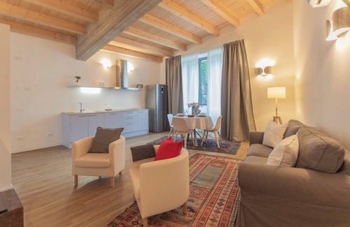 San Fermo della Battaglia Villa | Luxury Apartments in Villa Cardinal Ciceri